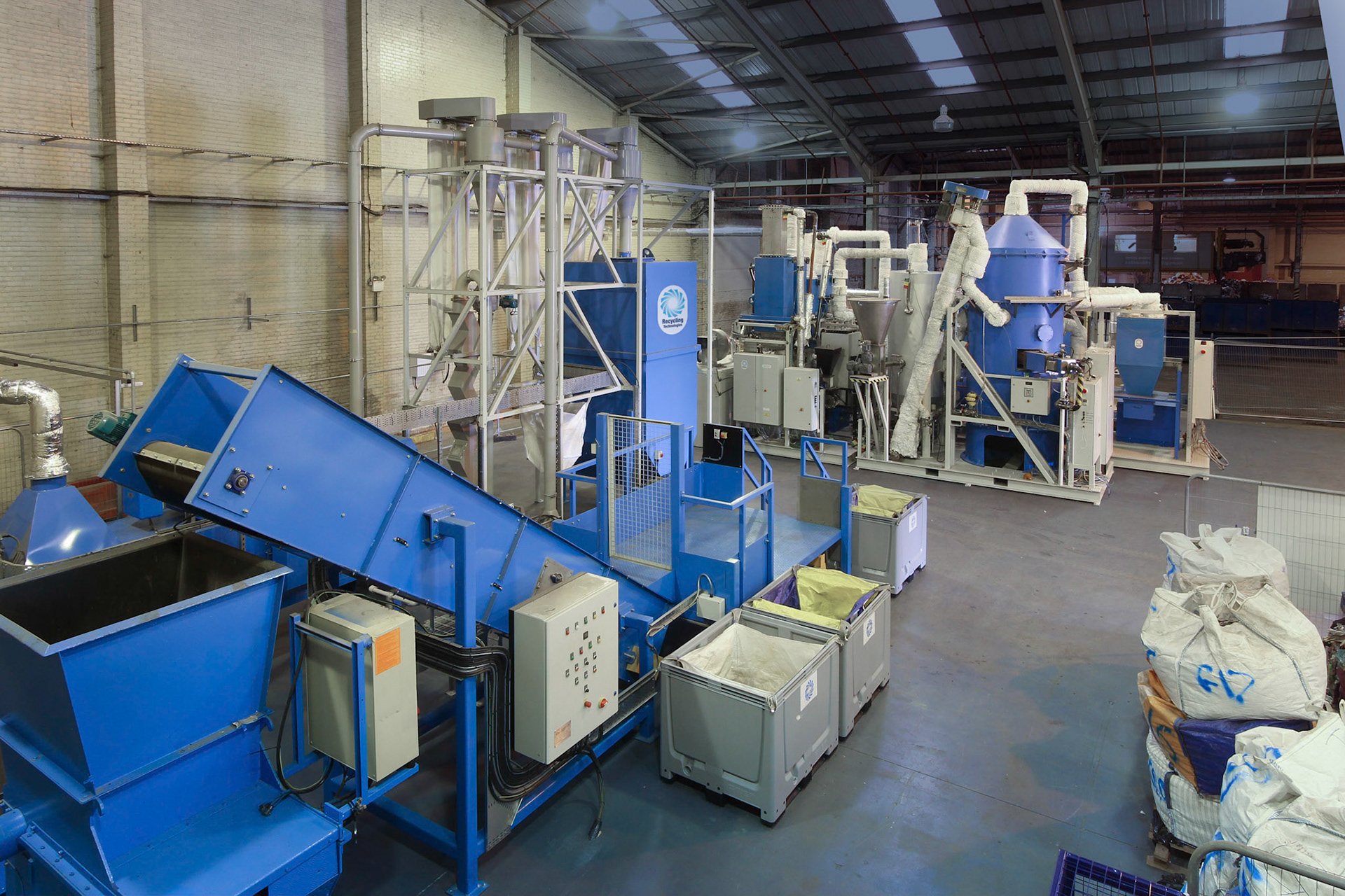 Rt700 Technology: Solving the problem of plastic waste
